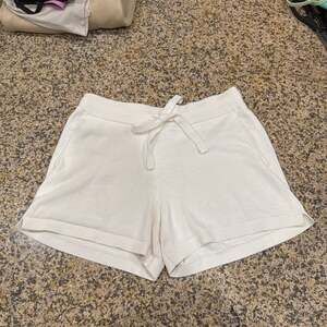 Banana Republic UV Resistant Sweater Shorts White US SZ XXS Petite